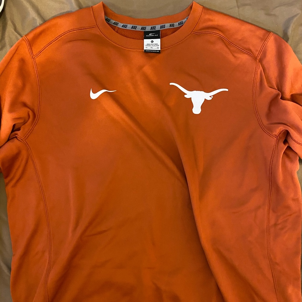 Texas Longhorns Nike therma fit crewneck